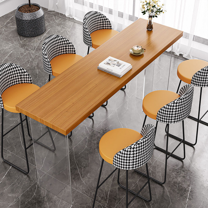 Tables - Nordischer schwebender Bartisch aus massivem Holz
