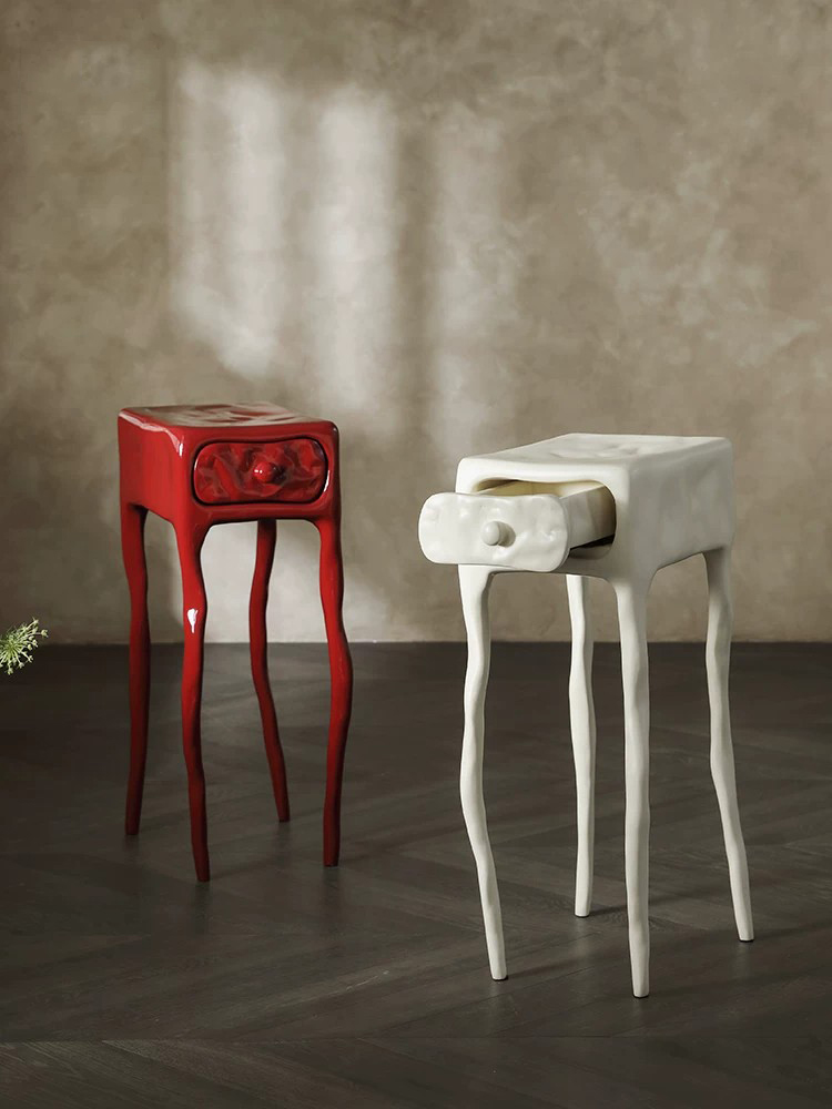 Tables - Europäischer Designer Mid-Century Beistelltisch aus Ton