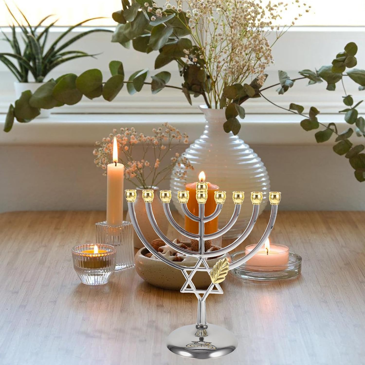 9-armige Hanukkah-Menora aus M – Tables Bewertung und Preis